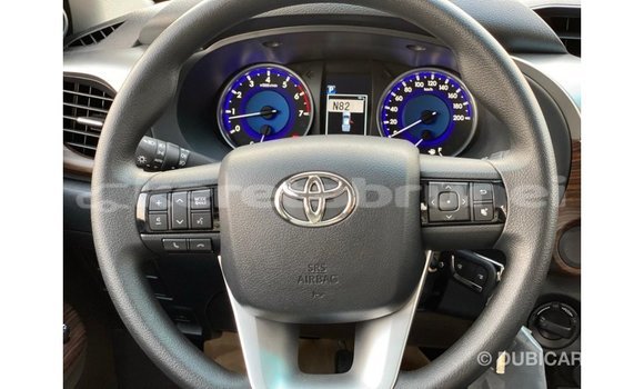 Buy Import Toyota Hilux White Car in Import - Dubai in Belait Buy Import Toyota Hilux White Car in Import - Dubai in Belait