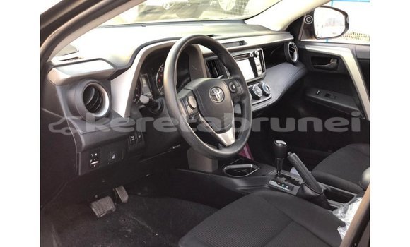 Buy Import Toyota HiAce Black Truck in Import - Dubai in Belait Buy Import Toyota HiAce Black Truck in Import - Dubai in Belait