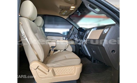 Buy Import Ford Club Wagon Brown Car in Import - Dubai in Belait Buy Import Ford Club Wagon Brown Car in Import - Dubai in Belait