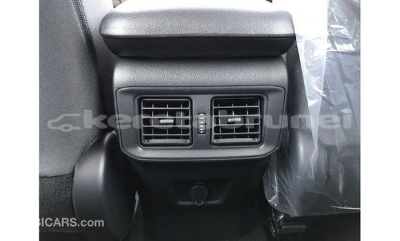 Buy Import Toyota HiAce White Truck in Import - Dubai in Belait Buy Import Toyota HiAce White Truck in Import - Dubai in Belait