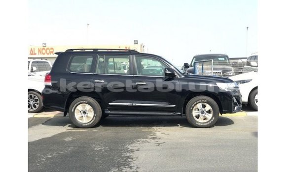 Buy Import Toyota Land Cruiser Black Car in Import - Dubai in Belait Buy Import Toyota Land Cruiser Black Car in Import - Dubai in Belait