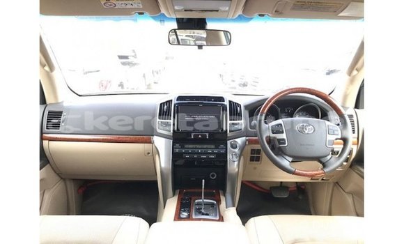 Buy Import Toyota Land Cruiser Red Car in Import - Dubai in Belait Buy Import Toyota Land Cruiser Red Car in Import - Dubai in Belait