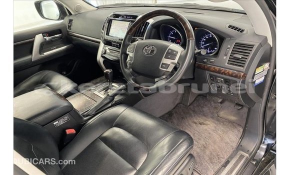 Buy Import Toyota Land Cruiser Black Car in Import - Dubai in Belait Buy Import Toyota Land Cruiser Black Car in Import - Dubai in Belait