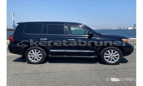 Buy Import Toyota Land Cruiser Black Car in Import - Dubai in Belait Buy Import Toyota Land Cruiser Black Car in Import - Dubai in Belait