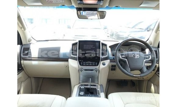 Buy Import Toyota Land Cruiser White Car in Import - Dubai in Belait Buy Import Toyota Land Cruiser White Car in Import - Dubai in Belait