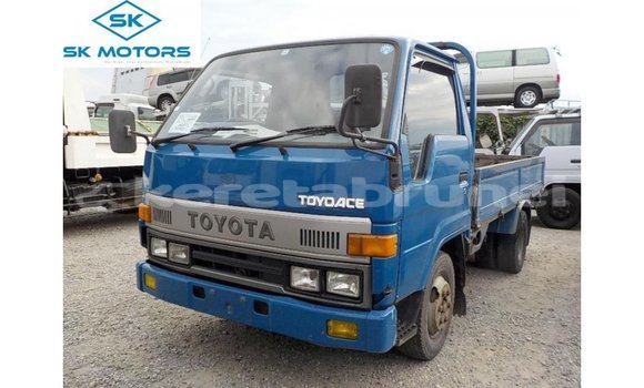 Buy Import Toyota Dyna Blue Truck in Import - Dubai in Belait