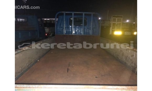 Buy Import Toyota Dyna Blue Truck in Import - Dubai in Belait Buy Import Toyota Dyna Blue Truck in Import - Dubai in Belait