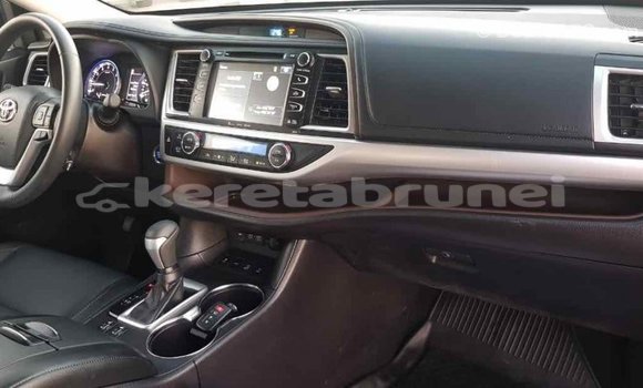 Buy Import Toyota Highlander Other Car in Import - Dubai in Belait Buy Import Toyota Highlander Other Car in Import - Dubai in Belait
