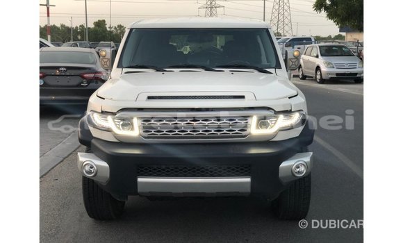 Buy Import Toyota FJ Cruiser White Car in Import - Dubai in Belait Buy Import Toyota FJ Cruiser White Car in Import - Dubai in Belait