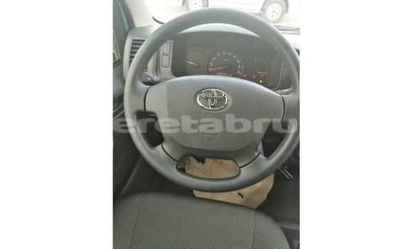 Buy Import Toyota DA White Truck in Import - Dubai in Belait Buy Import Toyota DA White Truck in Import - Dubai in Belait