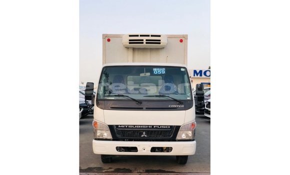 Buy Import Mitsubishi Carisma White Car in Import - Dubai in Belait Buy Import Mitsubishi Carisma White Car in Import - Dubai in Belait