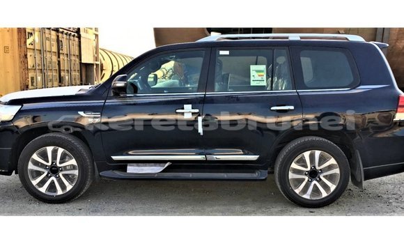 Buy Import Toyota Land Cruiser Black Car in Import - Dubai in Belait Buy Import Toyota Land Cruiser Black Car in Import - Dubai in Belait