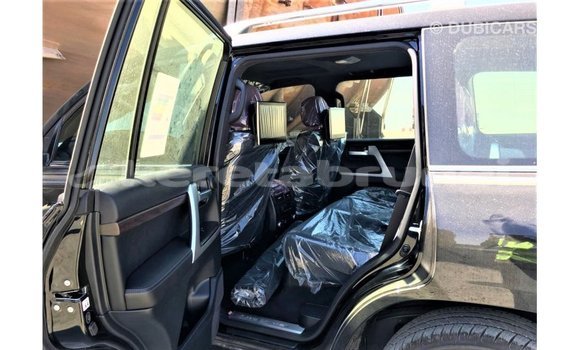 Buy Import Toyota Land Cruiser Black Car in Import - Dubai in Belait Buy Import Toyota Land Cruiser Black Car in Import - Dubai in Belait
