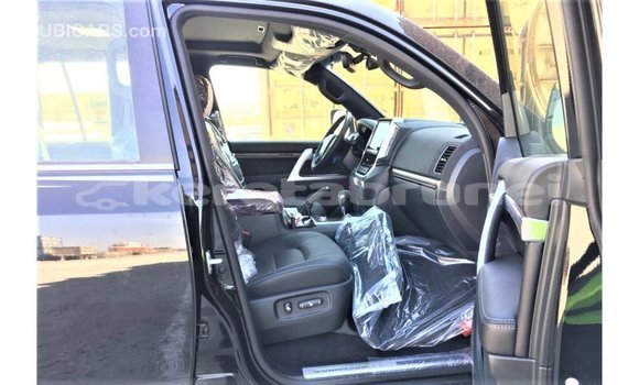 Buy Import Toyota Land Cruiser Black Car in Import - Dubai in Belait Buy Import Toyota Land Cruiser Black Car in Import - Dubai in Belait