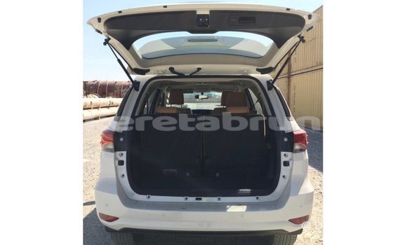 Buy Import Toyota Fortuner White Car in Import - Dubai in Belait Buy Import Toyota Fortuner White Car in Import - Dubai in Belait