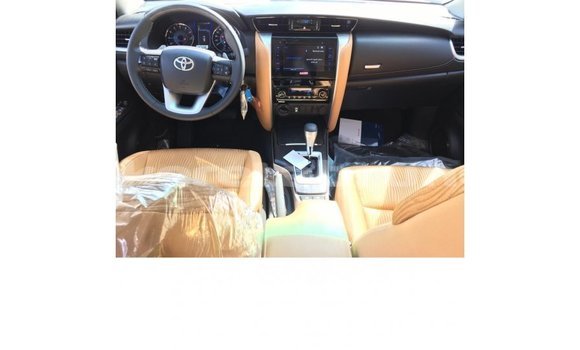 Buy Import Toyota Fortuner White Car in Import - Dubai in Belait Buy Import Toyota Fortuner White Car in Import - Dubai in Belait
