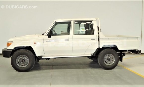 Buy Import Toyota Land Cruiser White Car in Import - Dubai in Belait Buy Import Toyota Land Cruiser White Car in Import - Dubai in Belait