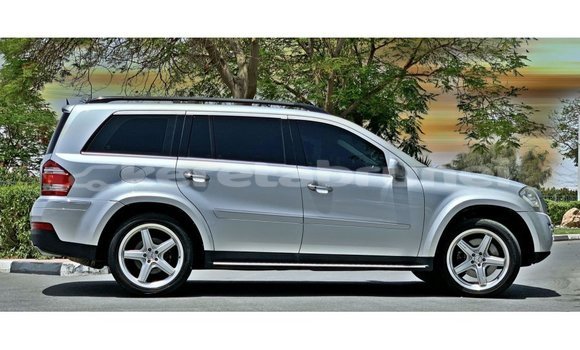 Buy Import Mercedes-Benz 190 Other Car in Import - Dubai in Belait Buy Import Mercedes-Benz 190 Other Car in Import - Dubai in Belait