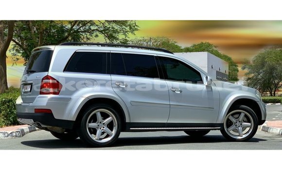 Buy Import Mercedes-Benz 190 Other Car in Import - Dubai in Belait Buy Import Mercedes-Benz 190 Other Car in Import - Dubai in Belait