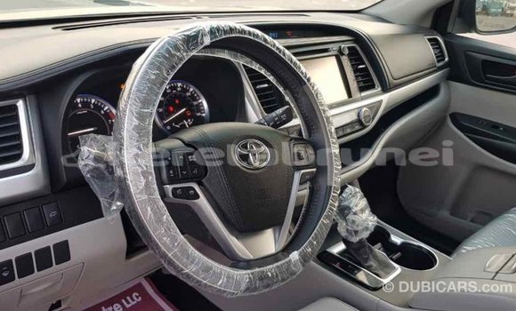 Buy Import Toyota Highlander Other Car in Import - Dubai in Belait Buy Import Toyota Highlander Other Car in Import - Dubai in Belait