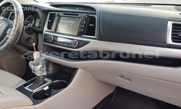 Buy Import Toyota Highlander Other Car in Import - Dubai in Belait Buy Import Toyota Highlander Other Car in Import - Dubai in Belait