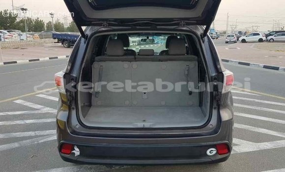 Buy Import Toyota Highlander Other Car in Import - Dubai in Belait Buy Import Toyota Highlander Other Car in Import - Dubai in Belait