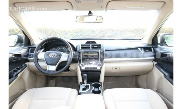 Buy Import Toyota Camry White Car in Import - Dubai in Belait Buy Import Toyota Camry White Car in Import - Dubai in Belait