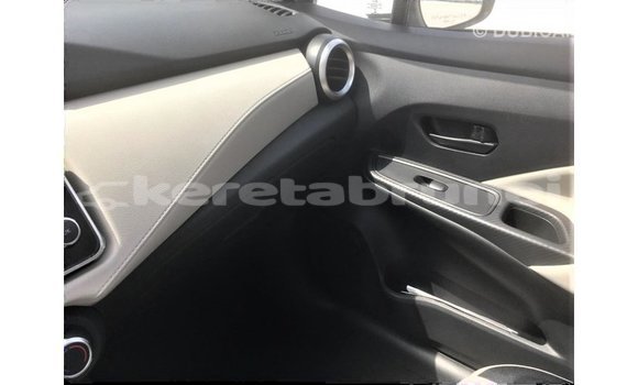 Buy Import Nissan Sunny White Car in Import - Dubai in Belait Buy Import Nissan Sunny White Car in Import - Dubai in Belait