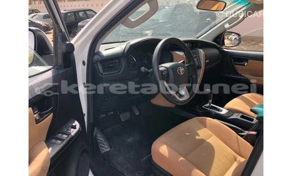 Buy Import Toyota Fortuner White Car in Import - Dubai in Belait Buy Import Toyota Fortuner White Car in Import - Dubai in Belait