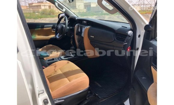 Buy Import Toyota Fortuner White Car in Import - Dubai in Belait Buy Import Toyota Fortuner White Car in Import - Dubai in Belait