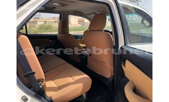 Buy Import Toyota Fortuner White Car in Import - Dubai in Belait Buy Import Toyota Fortuner White Car in Import - Dubai in Belait