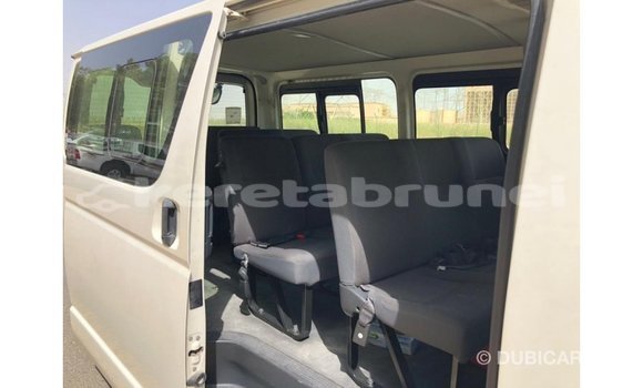 Buy Import Toyota Hiace White Car in Import - Dubai in Belait Buy Import Toyota Hiace White Car in Import - Dubai in Belait