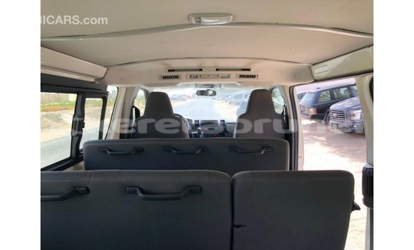 Buy Import Toyota Hiace White Car in Import - Dubai in Belait Buy Import Toyota Hiace White Car in Import - Dubai in Belait