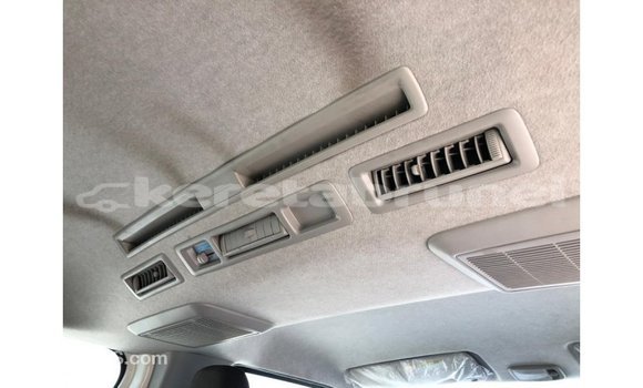 Buy Import Toyota Hiace White Car in Import - Dubai in Belait Buy Import Toyota Hiace White Car in Import - Dubai in Belait