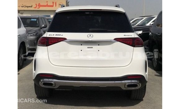 Buy Import Mercedes-Benz GLE White Car in Import - Dubai in Belait Buy Import Mercedes-Benz GLE White Car in Import - Dubai in Belait