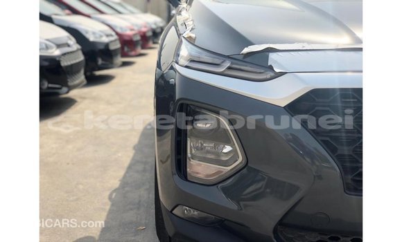 Buy Import Hyundai Santa Fe Green Car in Import - Dubai in Belait Buy Import Hyundai Santa Fe Green Car in Import - Dubai in Belait