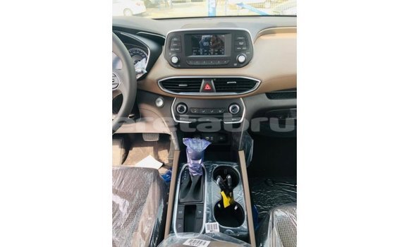 Buy Import Hyundai Santa Fe Green Car in Import - Dubai in Belait Buy Import Hyundai Santa Fe Green Car in Import - Dubai in Belait