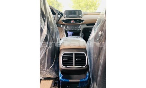 Buy Import Hyundai Santa Fe Green Car in Import - Dubai in Belait Buy Import Hyundai Santa Fe Green Car in Import - Dubai in Belait