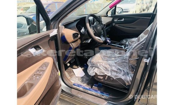 Buy Import Hyundai Santa Fe Green Car in Import - Dubai in Belait Buy Import Hyundai Santa Fe Green Car in Import - Dubai in Belait