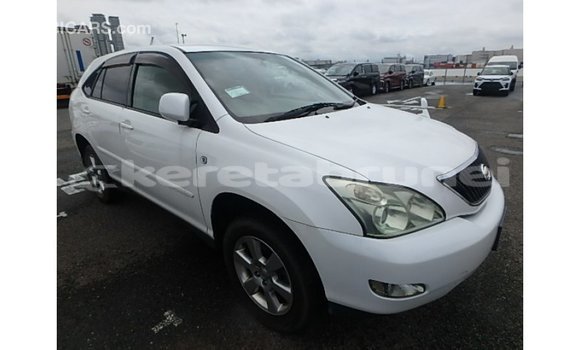 Buy Import Toyota Harrier White Car in Import - Dubai in Belait Buy Import Toyota Harrier White Car in Import - Dubai in Belait