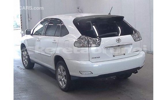 Buy Import Toyota Harrier White Car in Import - Dubai in Belait Buy Import Toyota Harrier White Car in Import - Dubai in Belait
