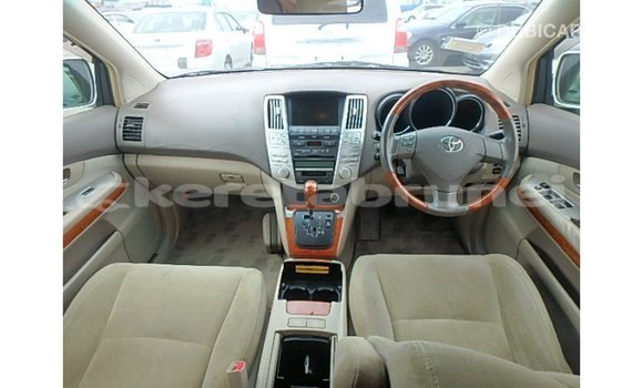 Buy Import Toyota Harrier White Car in Import - Dubai in Belait Buy Import Toyota Harrier White Car in Import - Dubai in Belait