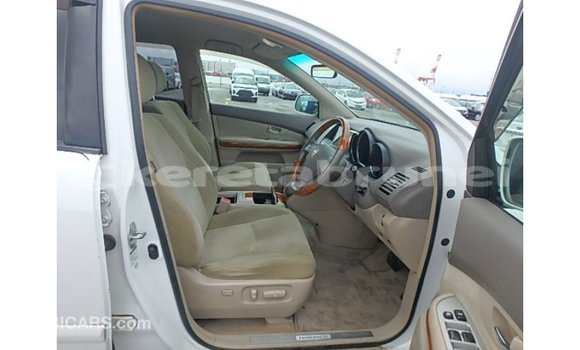 Buy Import Toyota Harrier White Car in Import - Dubai in Belait Buy Import Toyota Harrier White Car in Import - Dubai in Belait