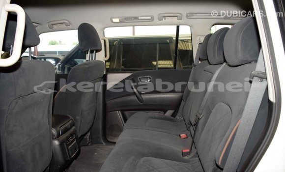 Buy Import Nissan Patrol White Car in Import - Dubai in Belait Buy Import Nissan Patrol White Car in Import - Dubai in Belait