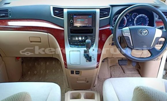 Buy Used Toyota Vellfire White Car in Bandar Seri Begawan in Brunei-Muara Buy Used Toyota Vellfire White Car in Bandar Seri Begawan in Brunei-Muara
