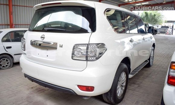 Buy Import Nissan Patrol White Car in Import - Dubai in Belait Buy Import Nissan Patrol White Car in Import - Dubai in Belait
