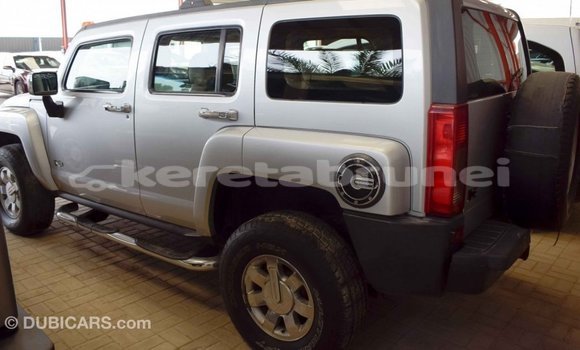 Buy Import Hummer H3 Other Car in Import - Dubai in Belait Buy Import Hummer H3 Other Car in Import - Dubai in Belait