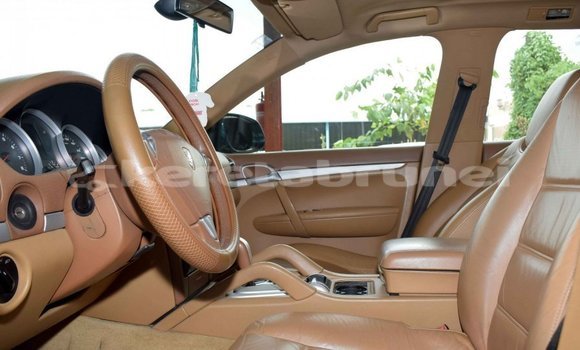 Buy Import Porsche Cayenne Green Car in Import - Dubai in Belait Buy Import Porsche Cayenne Green Car in Import - Dubai in Belait
