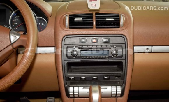 Buy Import Porsche Cayenne Green Car in Import - Dubai in Belait Buy Import Porsche Cayenne Green Car in Import - Dubai in Belait