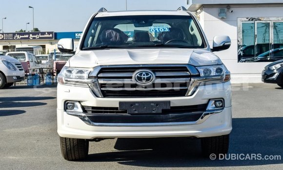 Buy Import Toyota Land Cruiser White Car in Import - Dubai in Belait Buy Import Toyota Land Cruiser White Car in Import - Dubai in Belait